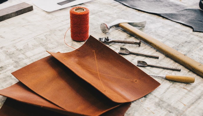 Determination of Chromium (VI) Content in Leather Products